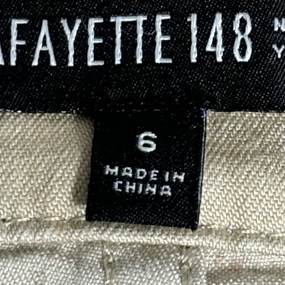 Lafayette 148 New York
Cropped Straight-Leg Denim Jeans size 6 - Picture 6 of 13